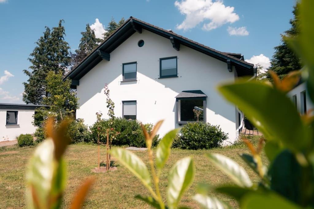 Eifel21 - Stilvolles Haus In Der Vulkaneifel Bleckhausen Exterior photo